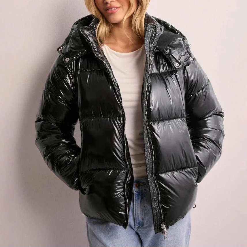 Women's Lightweight Hooded Puffer Jacket